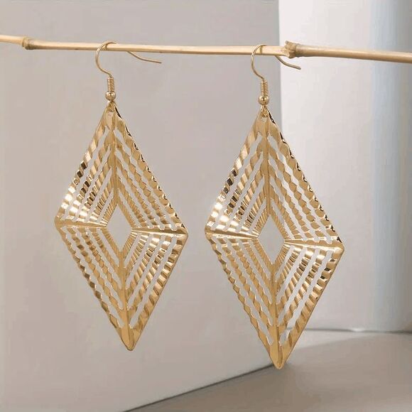 Boho Geometric Triangle Dangle Earrings - Picture 3 of 6